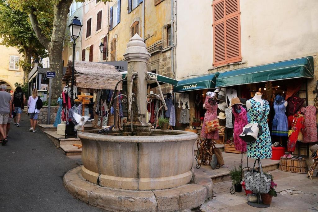 Fontaine Apartment *